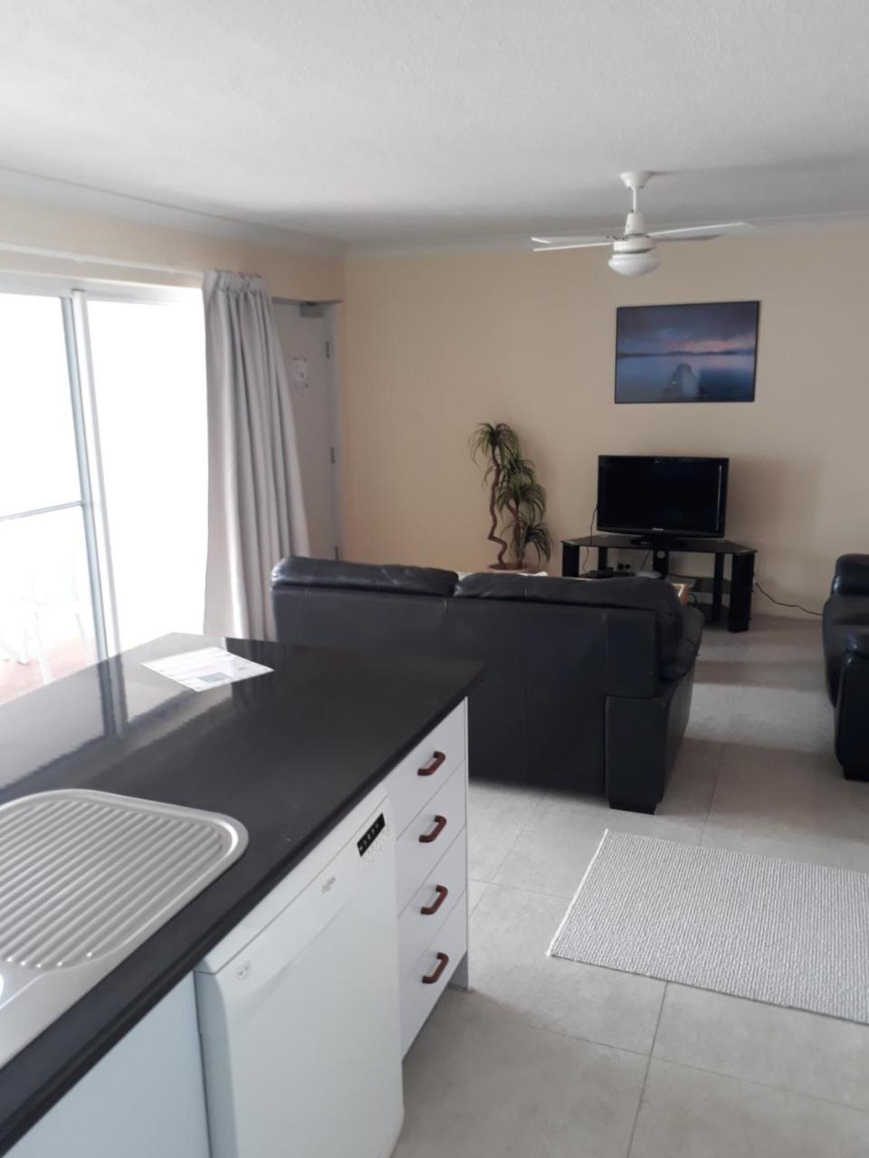Pandanus Coolum Aparthotel 4*